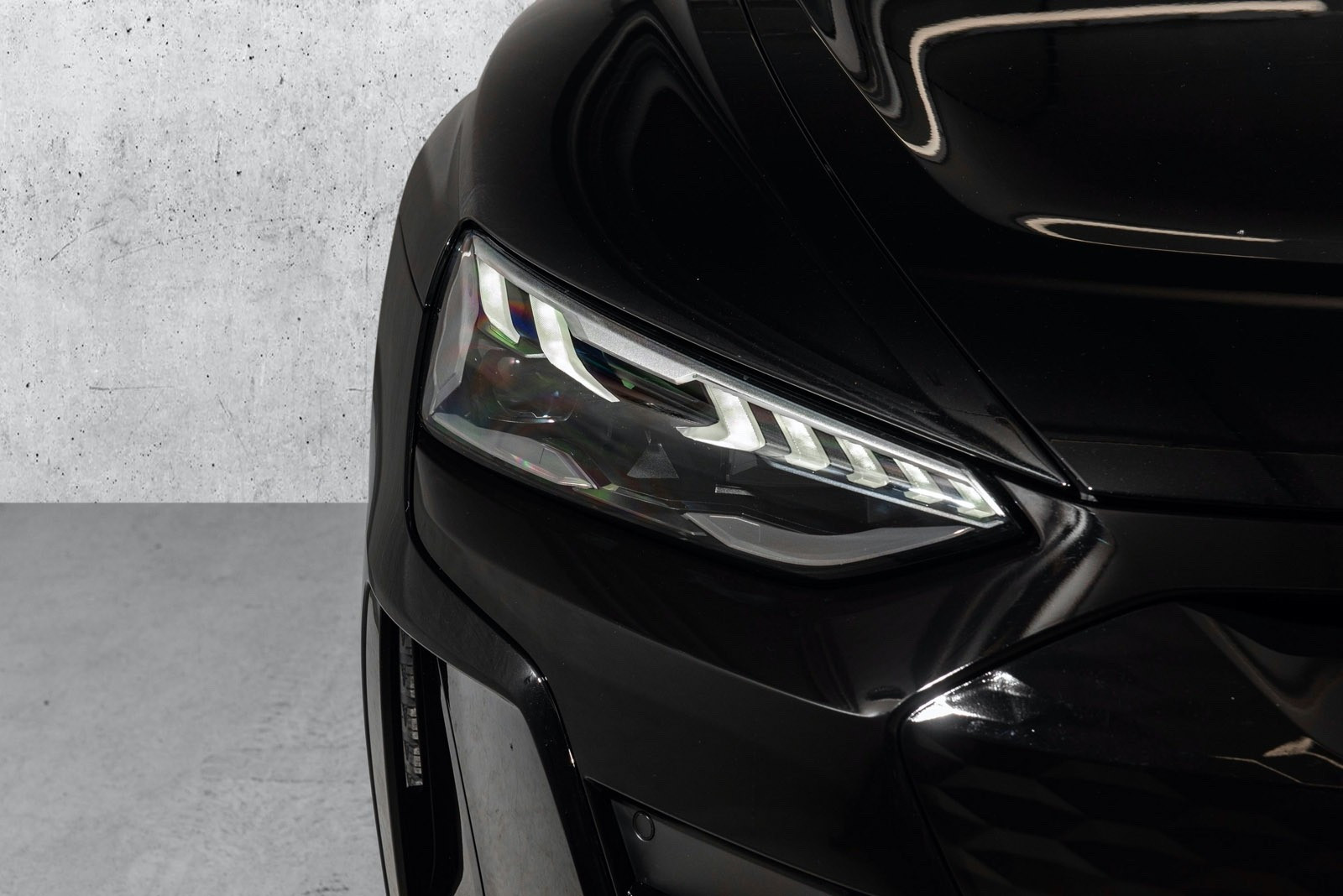Audi e-tron GT PRO MASSAGE LASER B&O PANO 4 ROUES DIRECTIONS SPORTSOUND