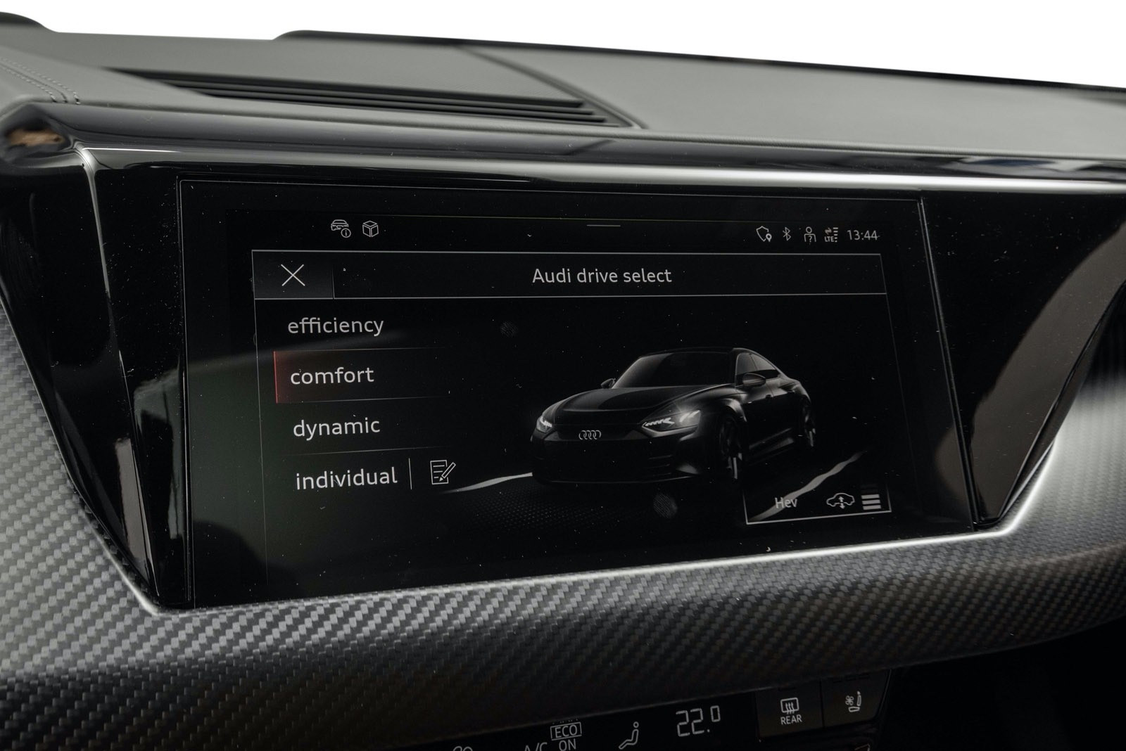 Audi e-tron GT PRO MASSAGE LASER B&O PANO 4 ROUES DIRECTIONS SPORTSOUND