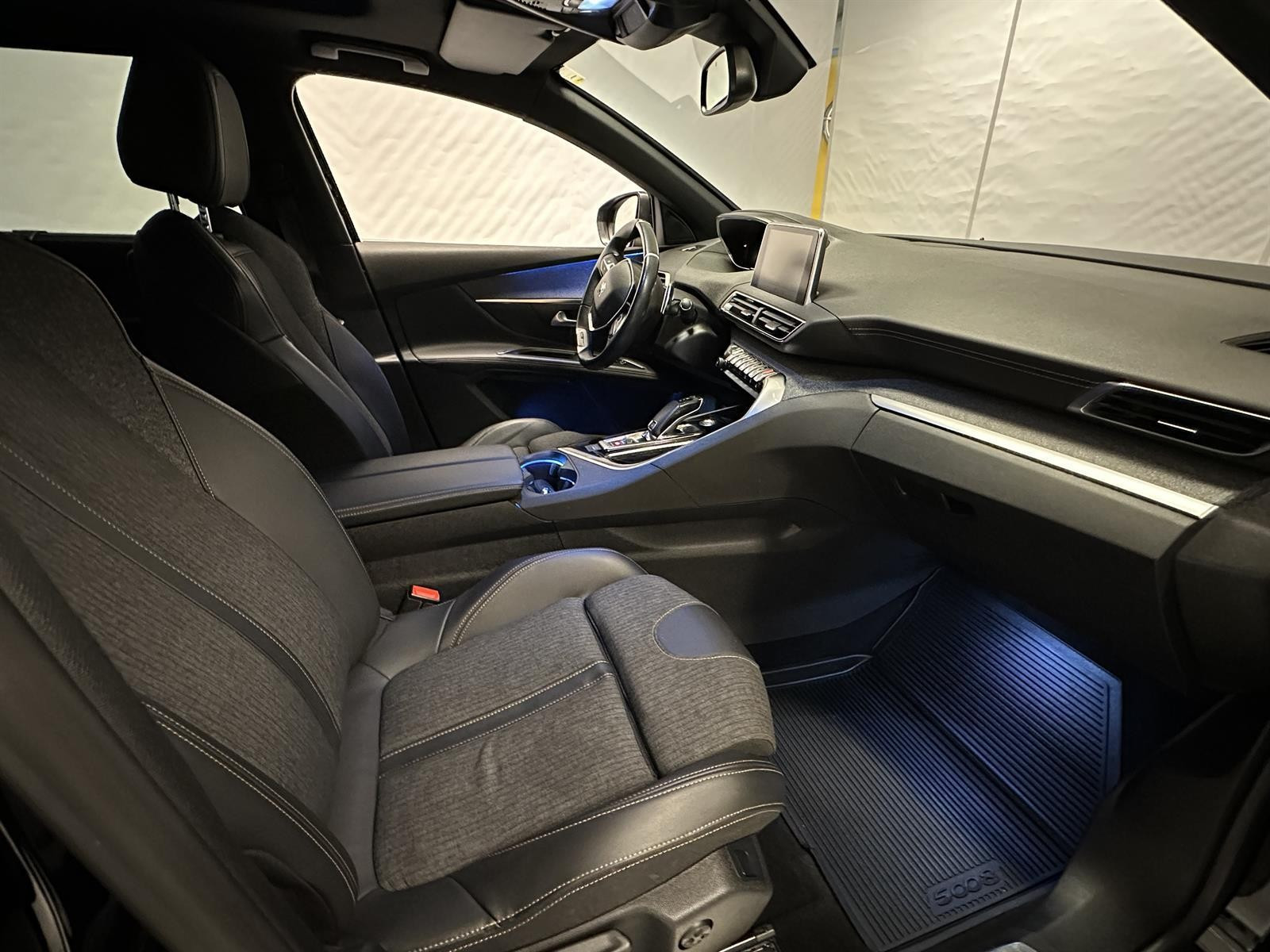 Peugeot 5008 1.2 PURE TECH ACTIVE/GT-LINE