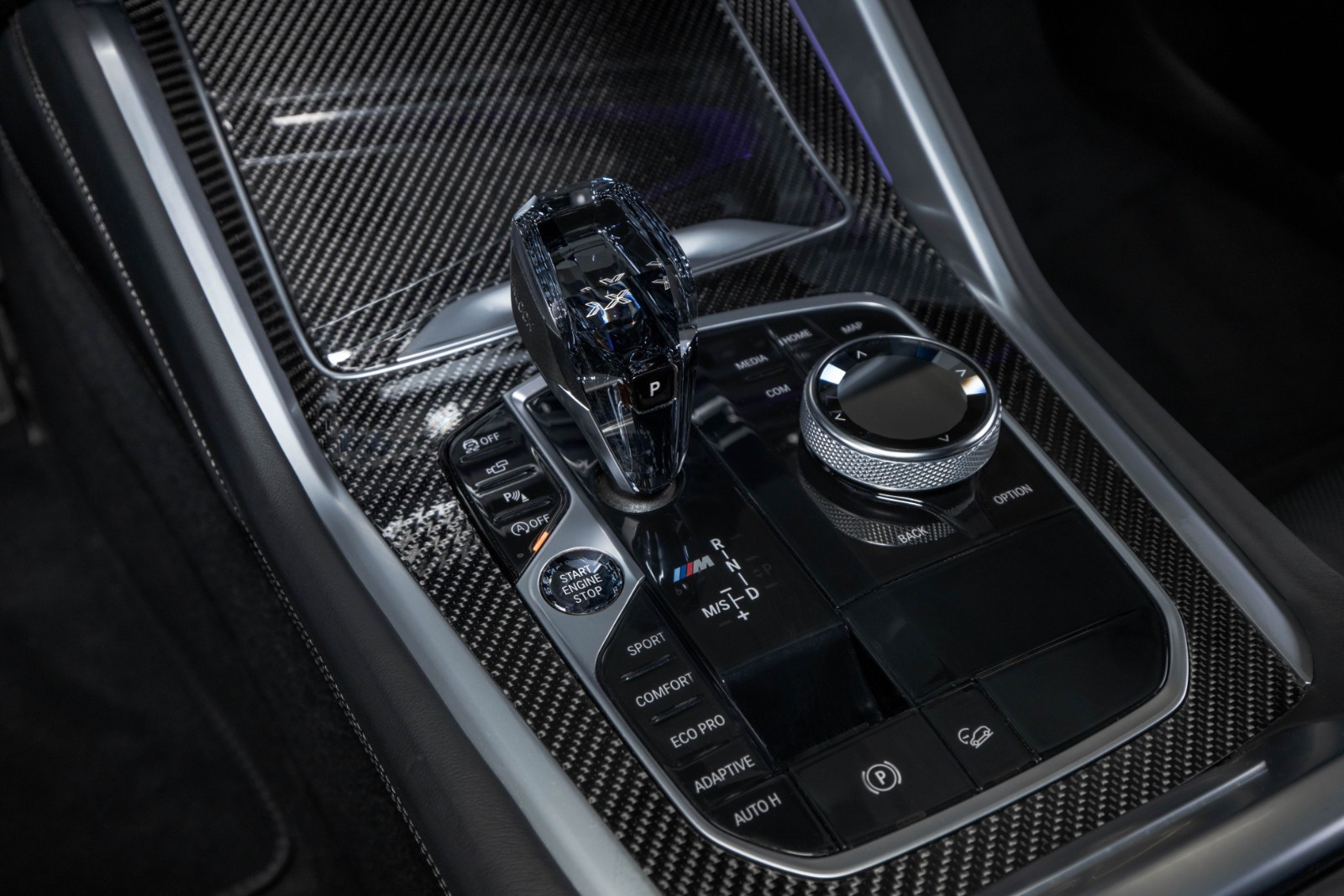 BMW X6 M50i V8 530HK /Français/Bowers & Wilkins/Webasto/Massage/Bouches