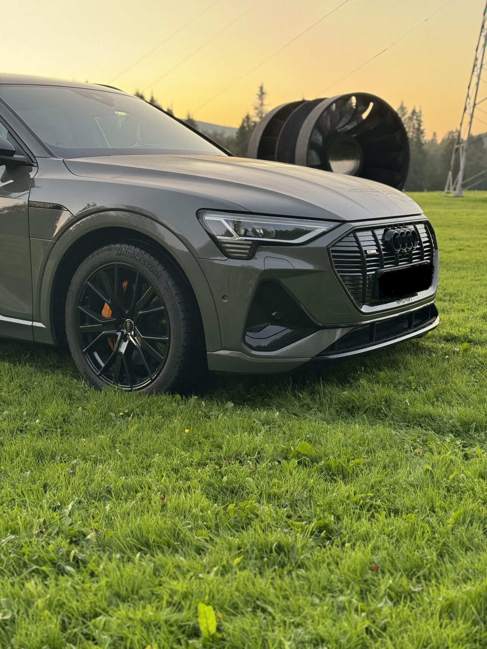 Audi e-tron 55 S line Sport édition noire