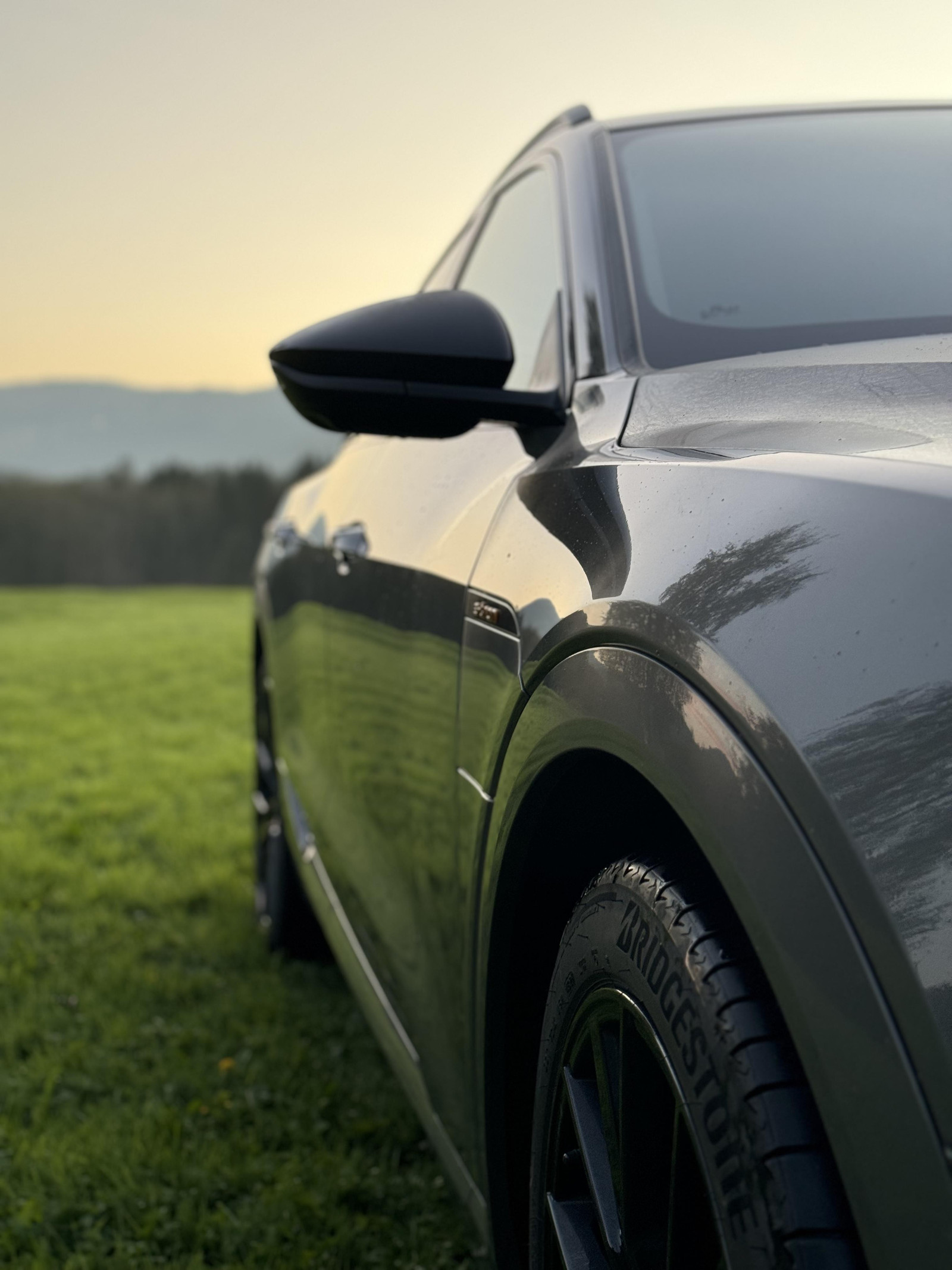 Audi e-tron 55 S line Sport édition noire