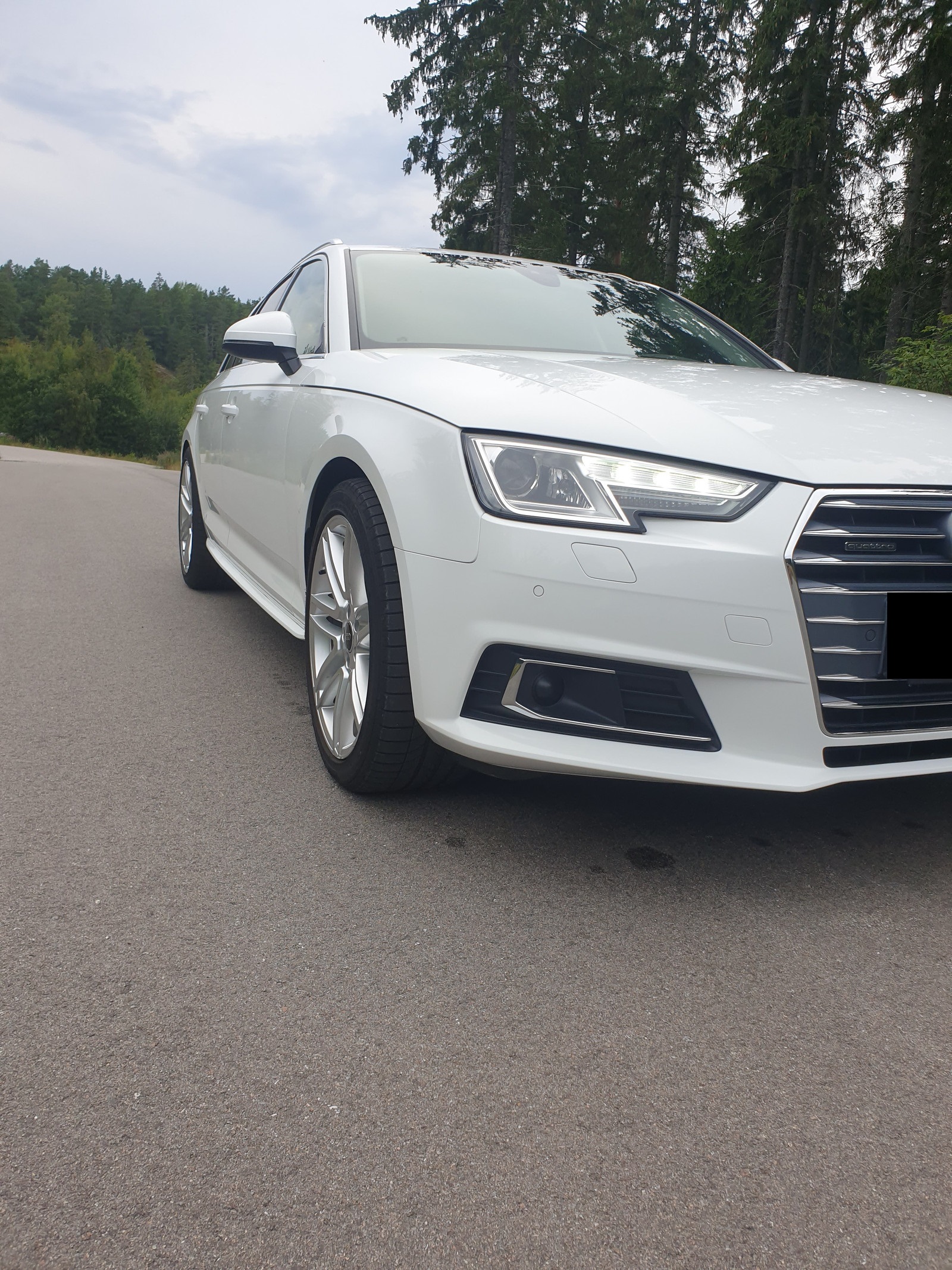 Audi A4 Avant 2.0 TDI 190ch quattro, cuir