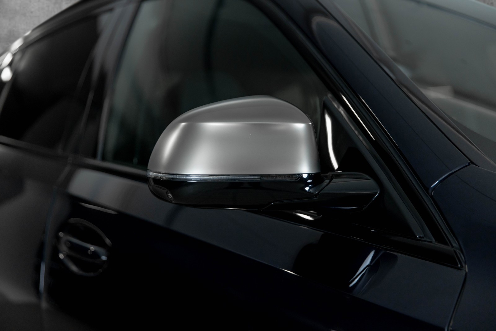 BMW X6 M50i V8 530HK /Français/Bowers & Wilkins/Webasto/Massage/Bouches