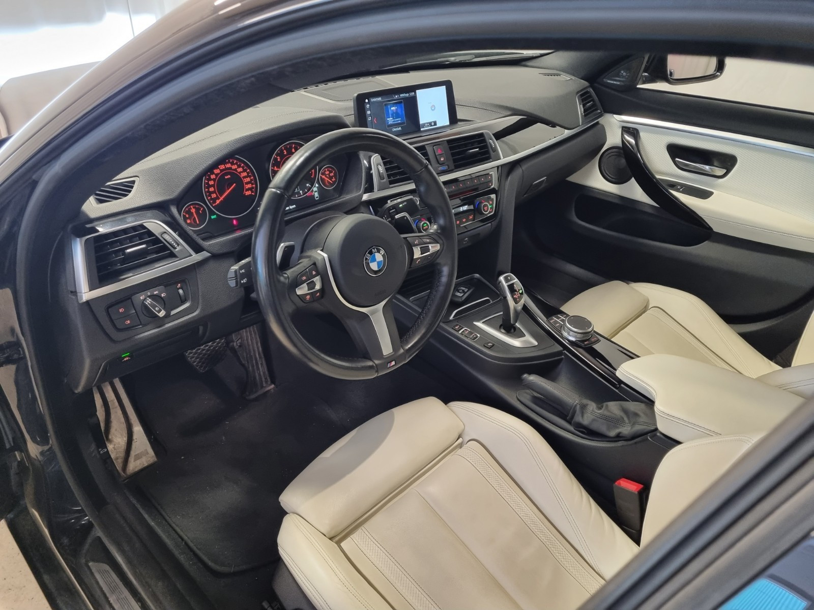 BMW série 4 440i xDrive M-Sport