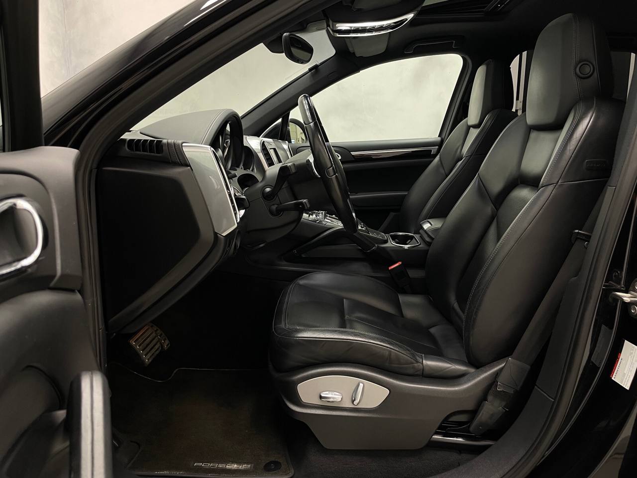 Porsche Cayenne 4.8 V8 4X4 AUT
