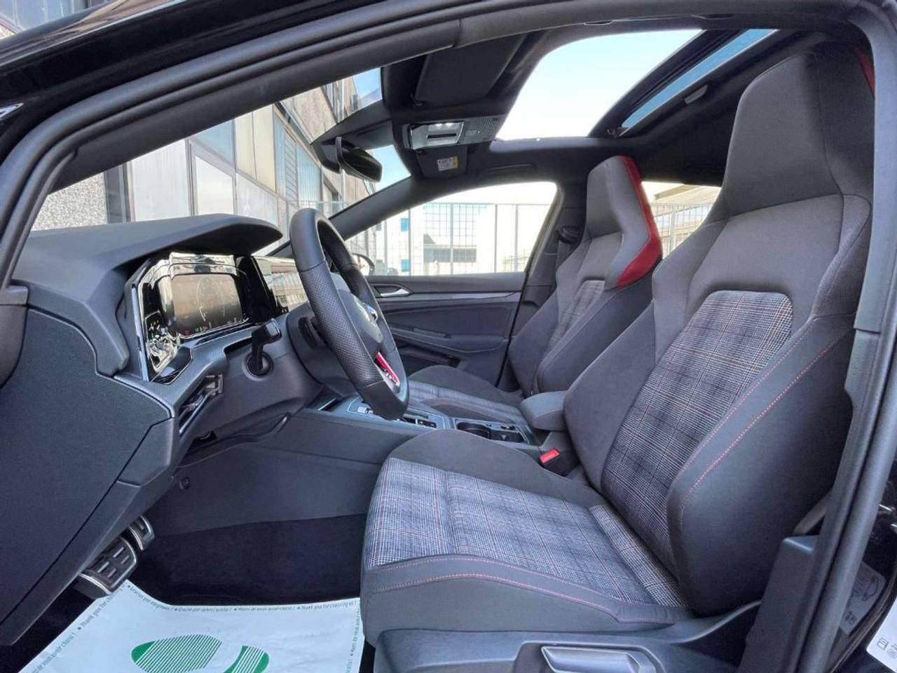 Volkswagen Golf GTI DSG