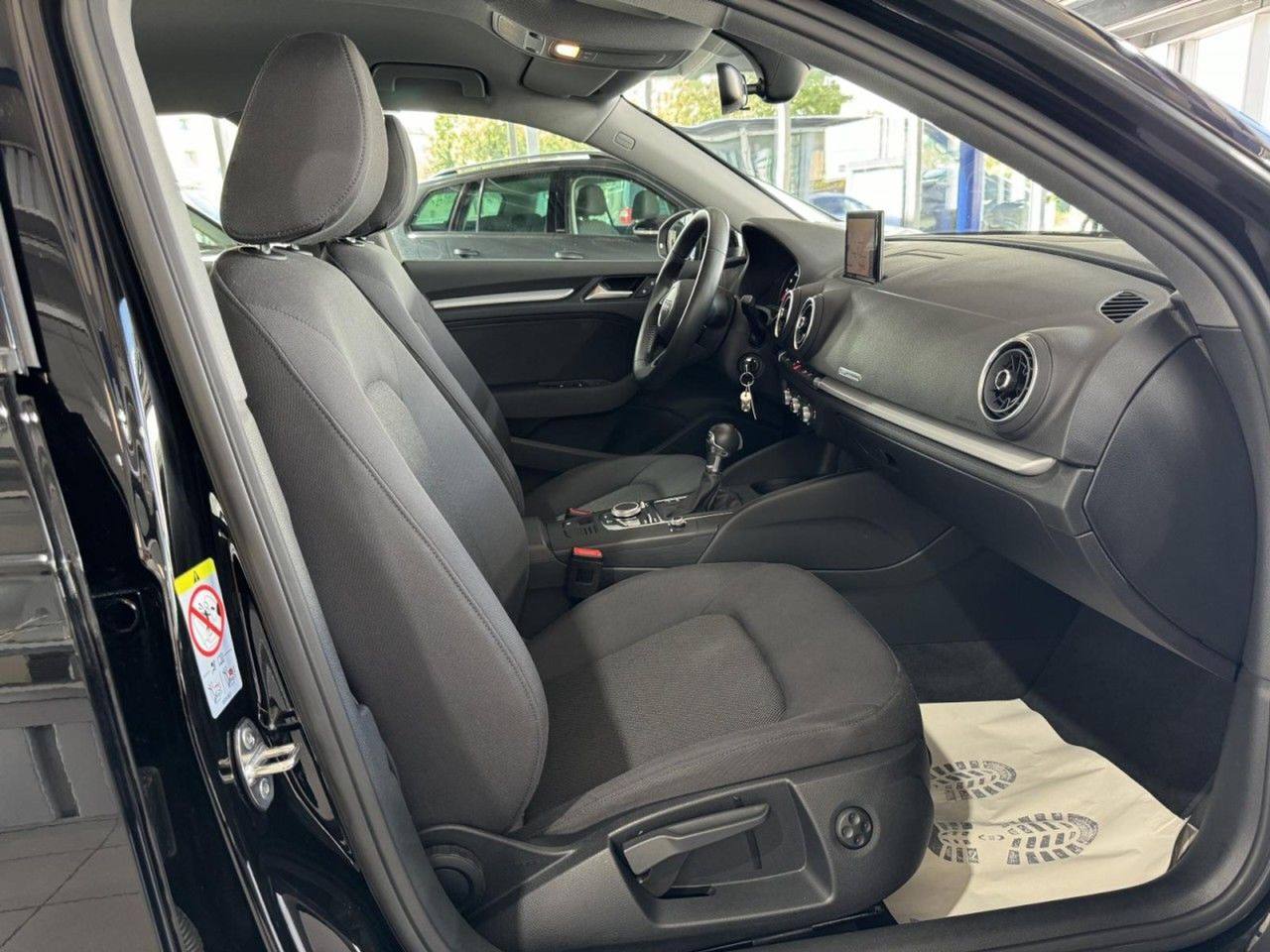 Audi A3 35 TFSI S tronic Sportback