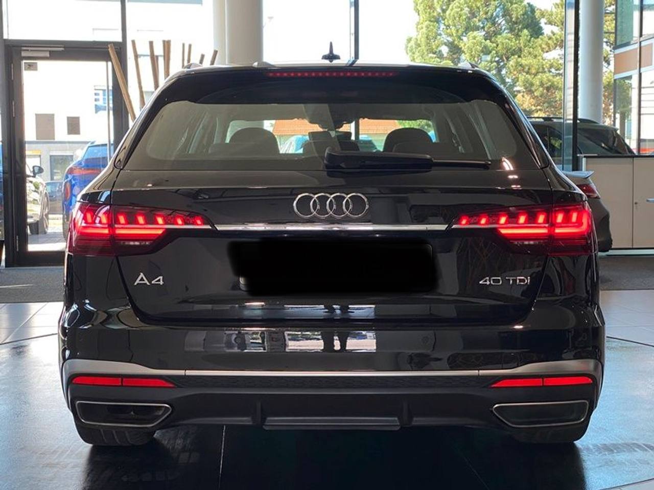 Audi A4 40 TDI S-line