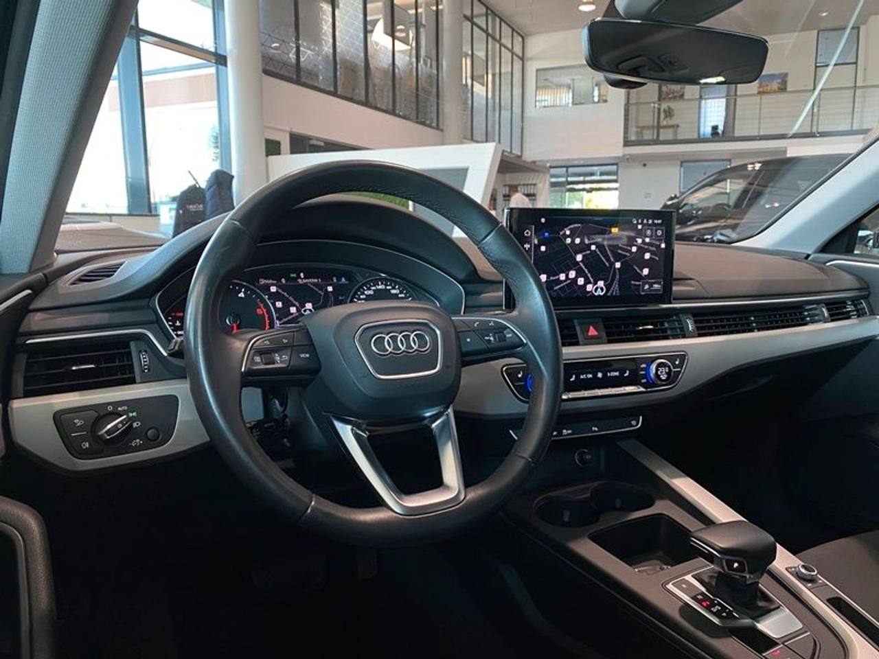 Audi A4 40 TDI S-line