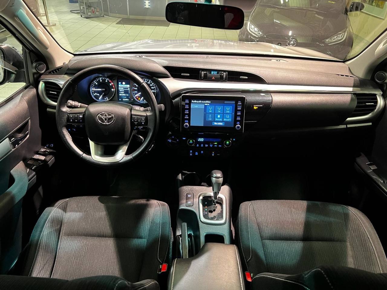 Toyota Hilux 4×4 Double Cab