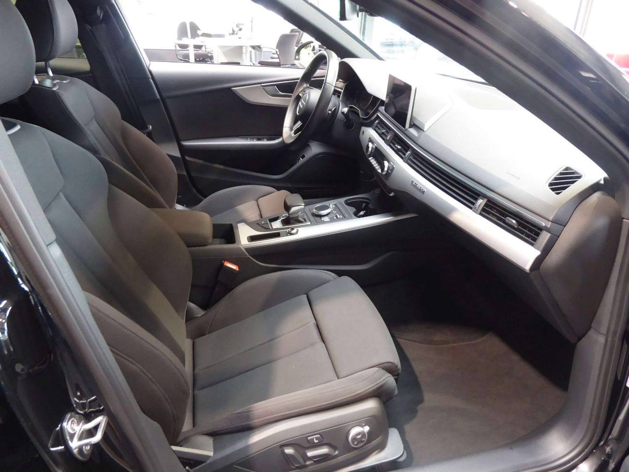 Audi A4 50 TDI quattro Tiptronic