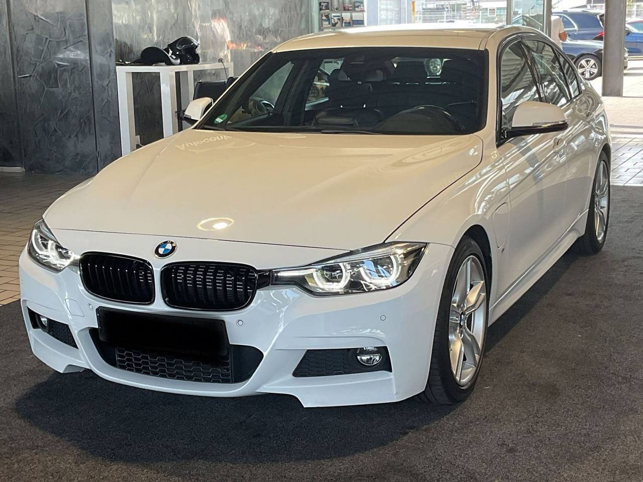 BMW Série 3 – 330e