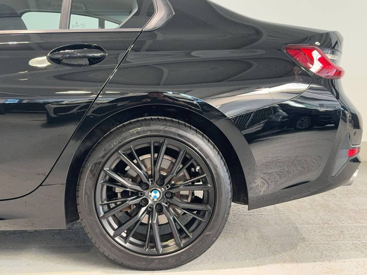 BMW Série 3 – 318i Advantage