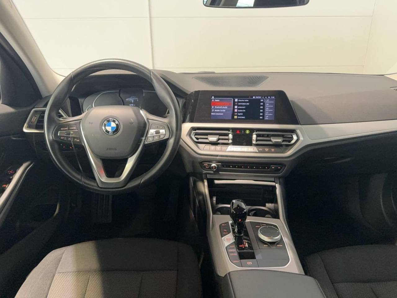 BMW Série 3 – 318i Advantage