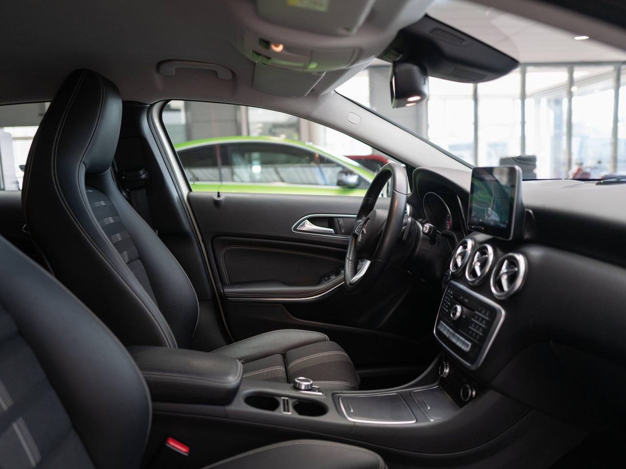 Mercedes-Benz Classe A 180