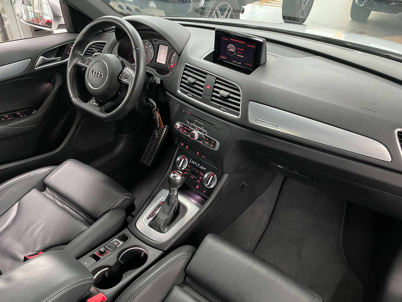 Audi RSQ3 2.5 TFSI quattro
