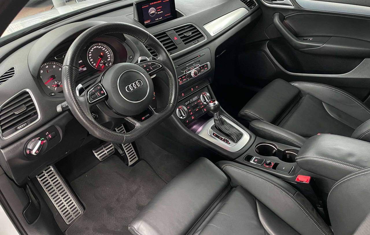 Audi RSQ3 2.5 TFSI quattro