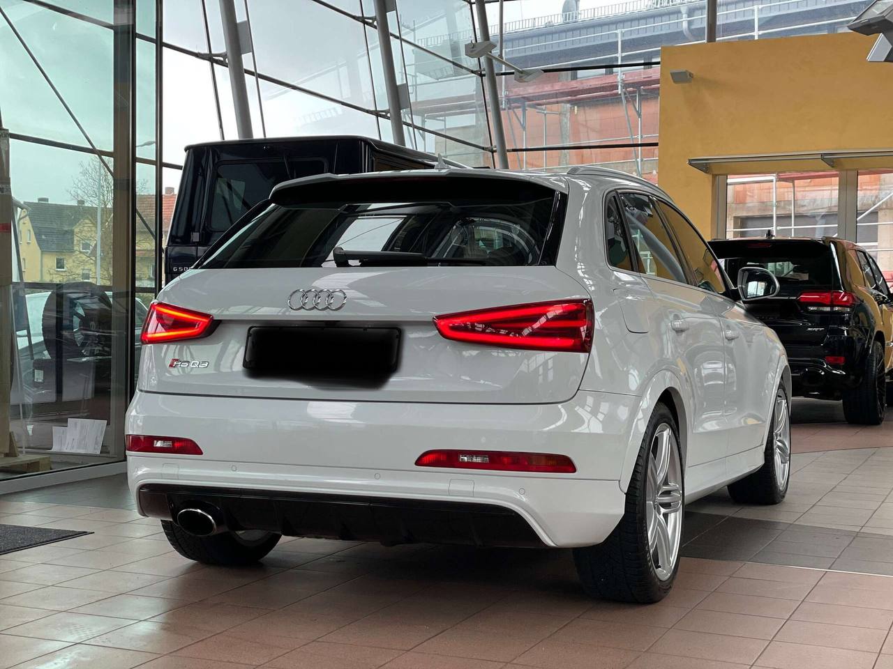 Audi RSQ3 2.5 TFSI quattro
