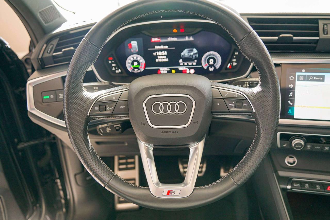 Audi Q3 40 TFSI quattro S tronic S-line Sportback