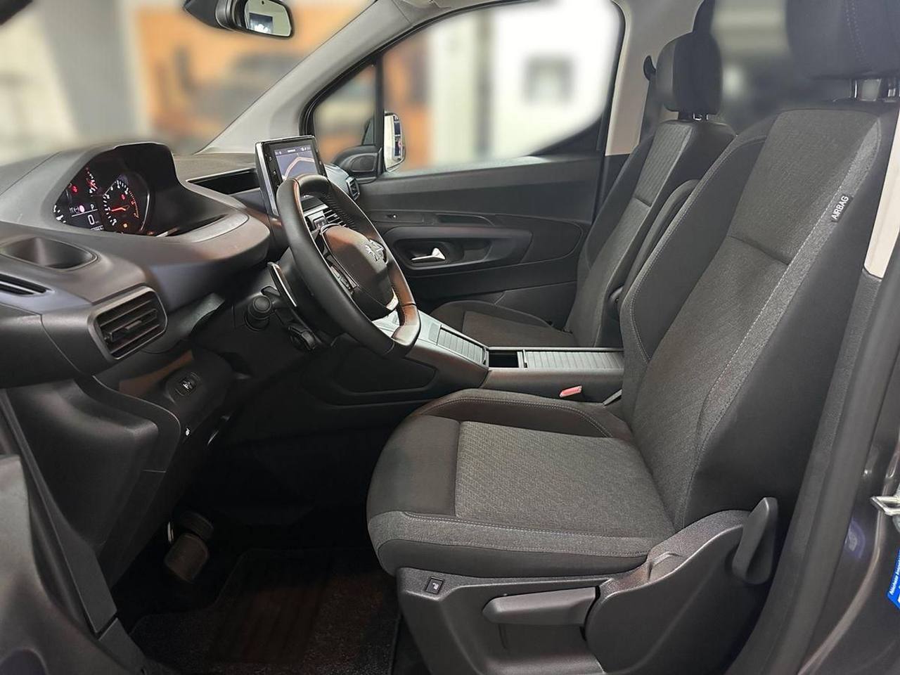 Peugeot Rifter 130 L2 EAT8 Allure