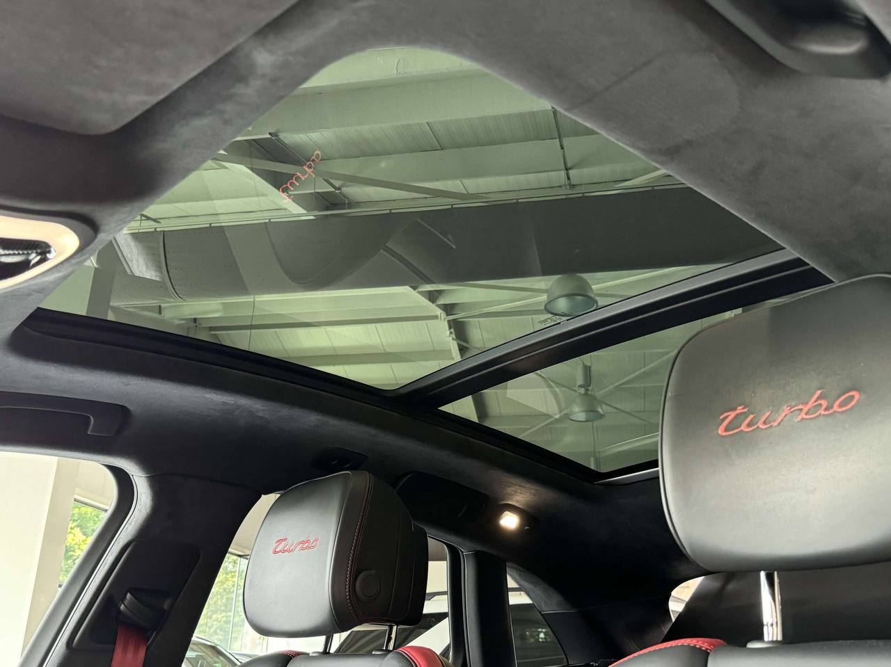 Porsche Macan Turbo