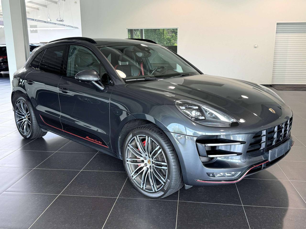 Porsche Macan Turbo