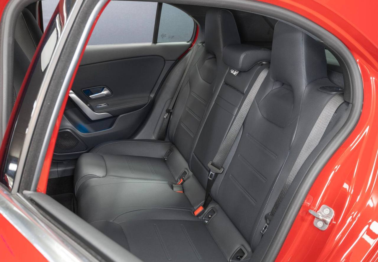 Mercedes-Benz A 200