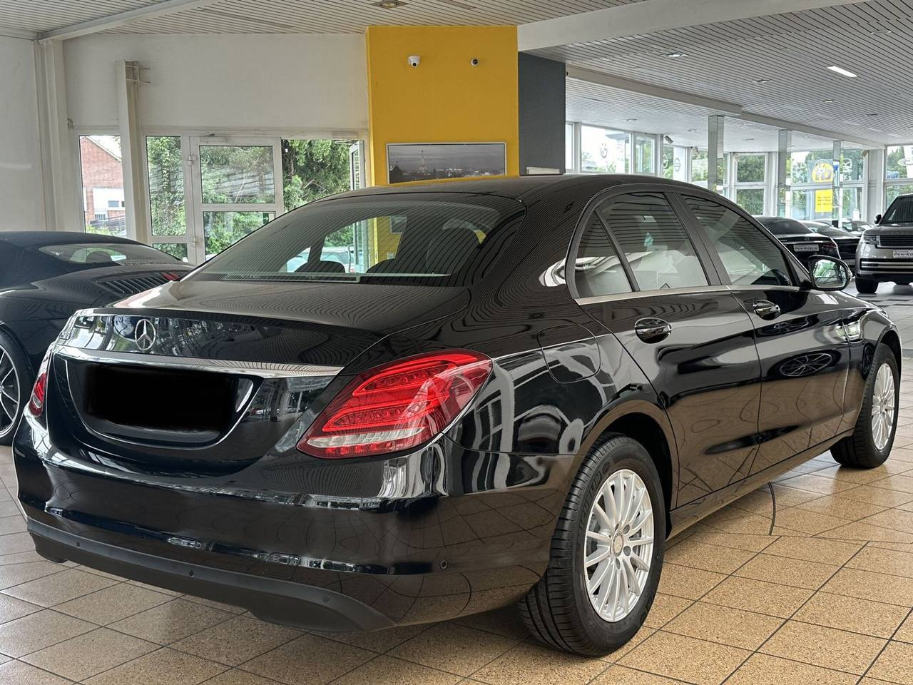 Mercedes-Benz C 200
