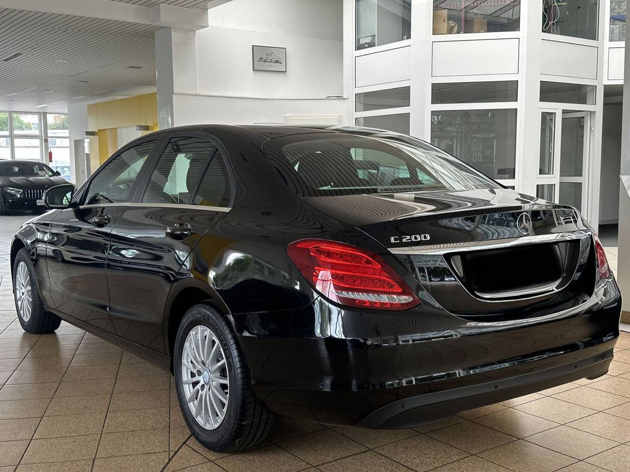 Mercedes-Benz C 200
