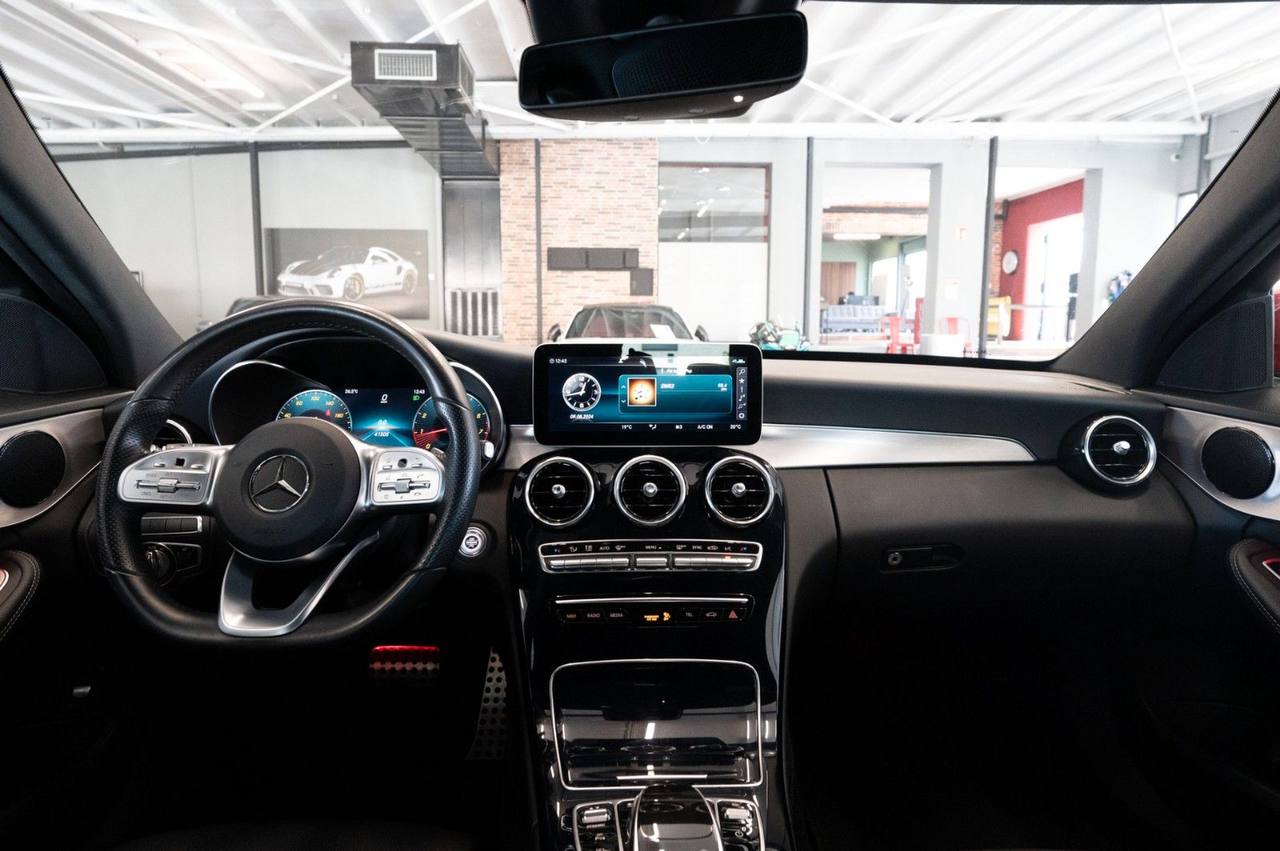 Mercedes-Benz C 300