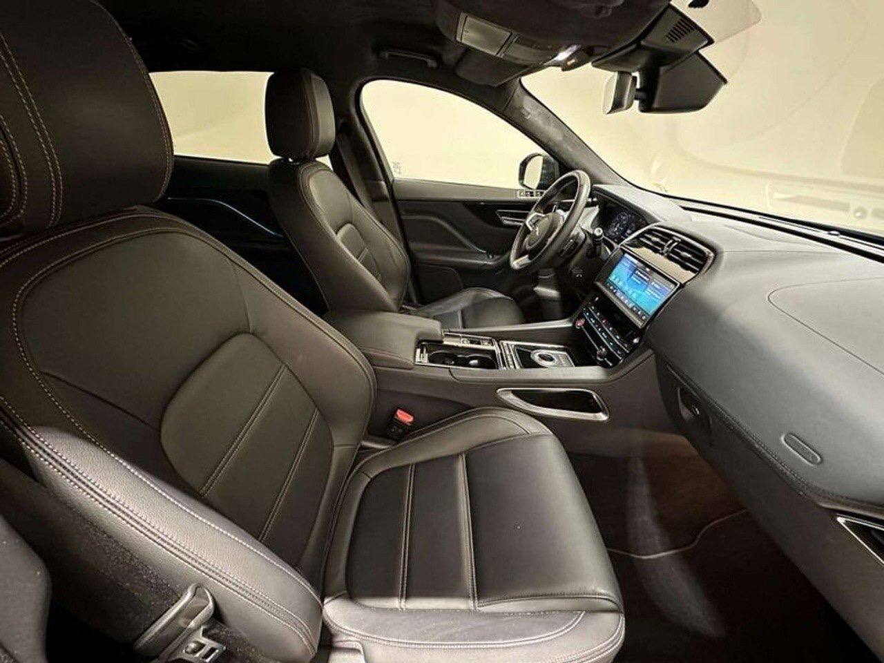 Jaguar F-Pace AWD Prestige