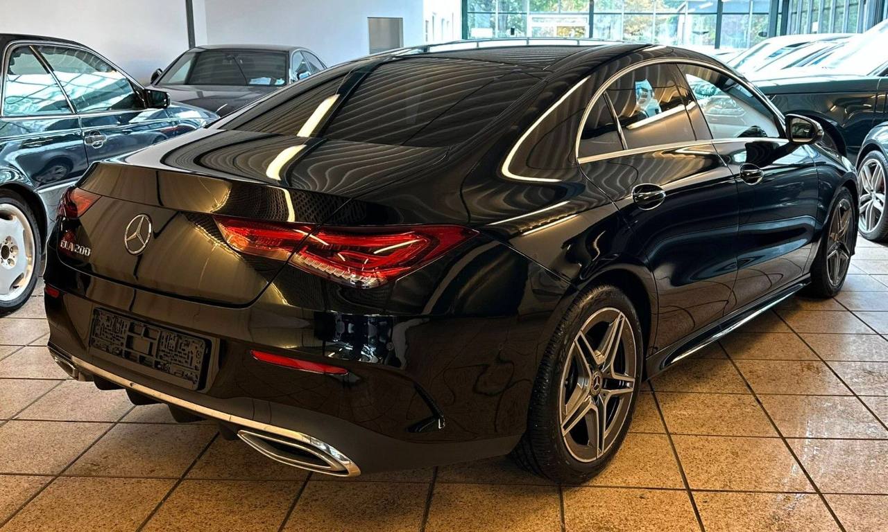 Mercedes-Benz CLA 200