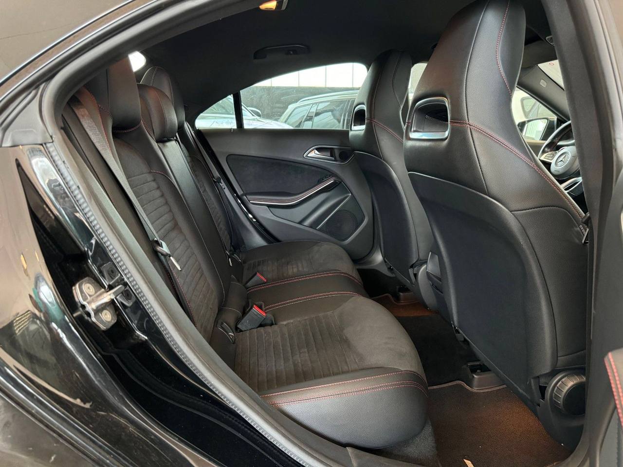 Mercedes-Benz CLA 220