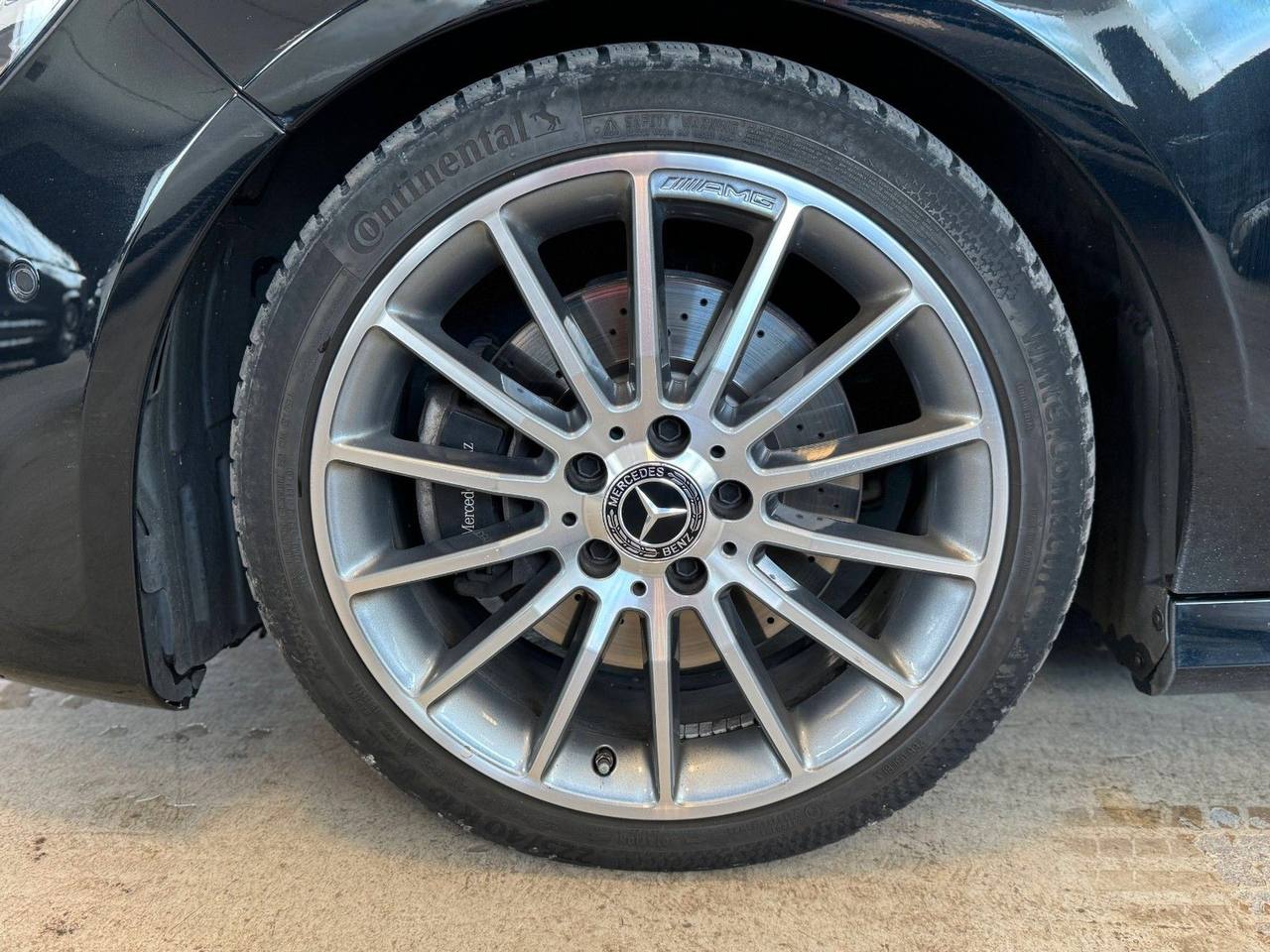 Mercedes-Benz CLA 220