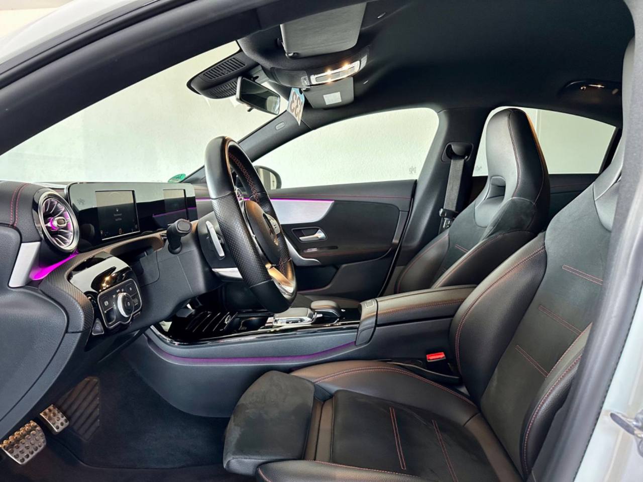 Mercedes-Benz CLA 180