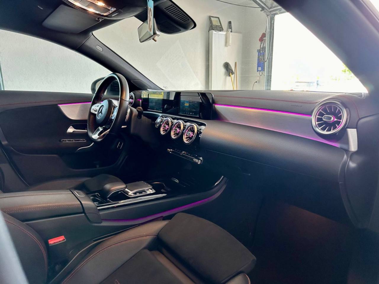 Mercedes-Benz CLA 180