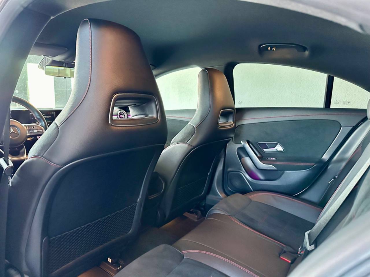 Mercedes-Benz CLA 180
