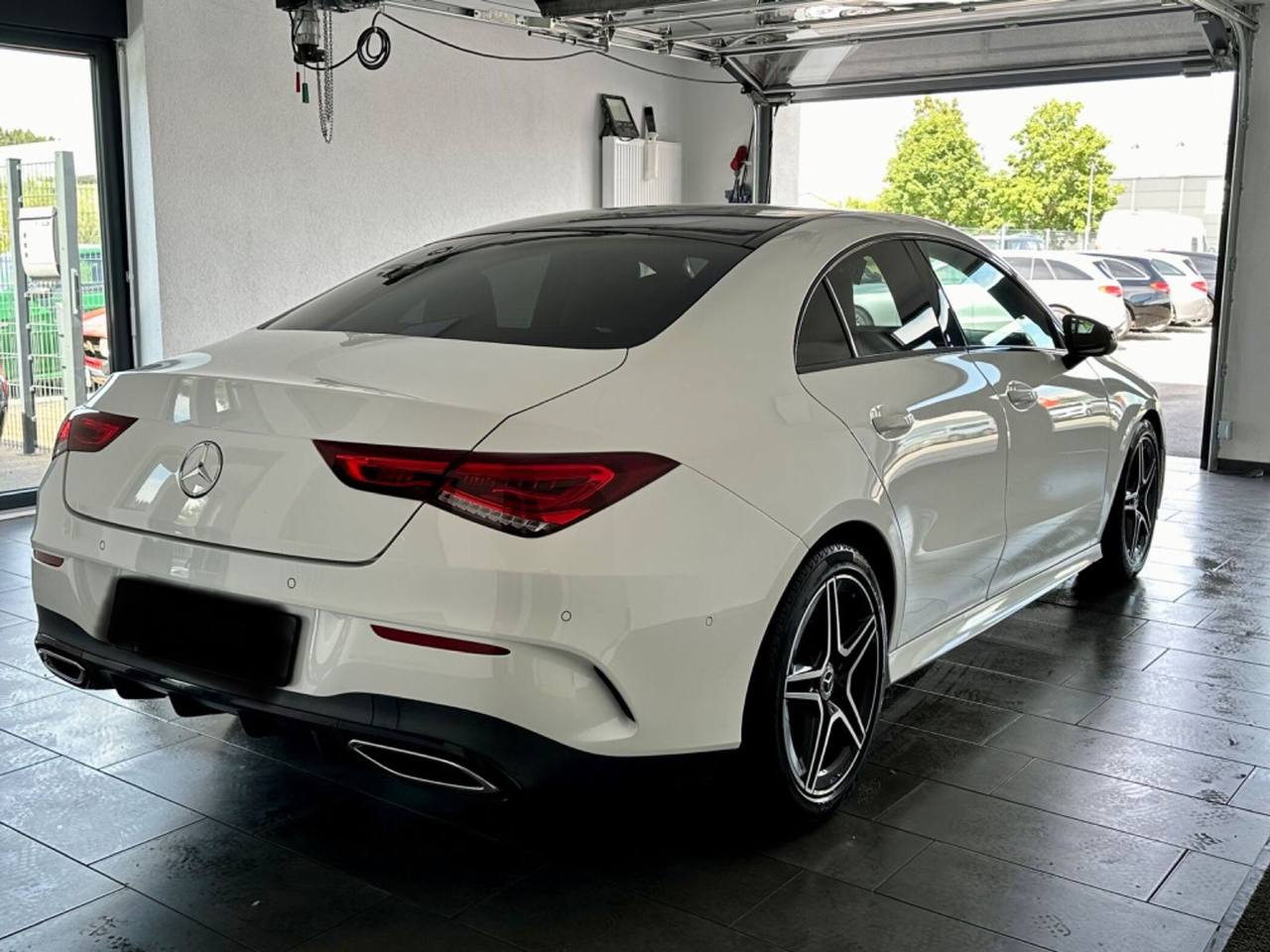 Mercedes-Benz CLA 180