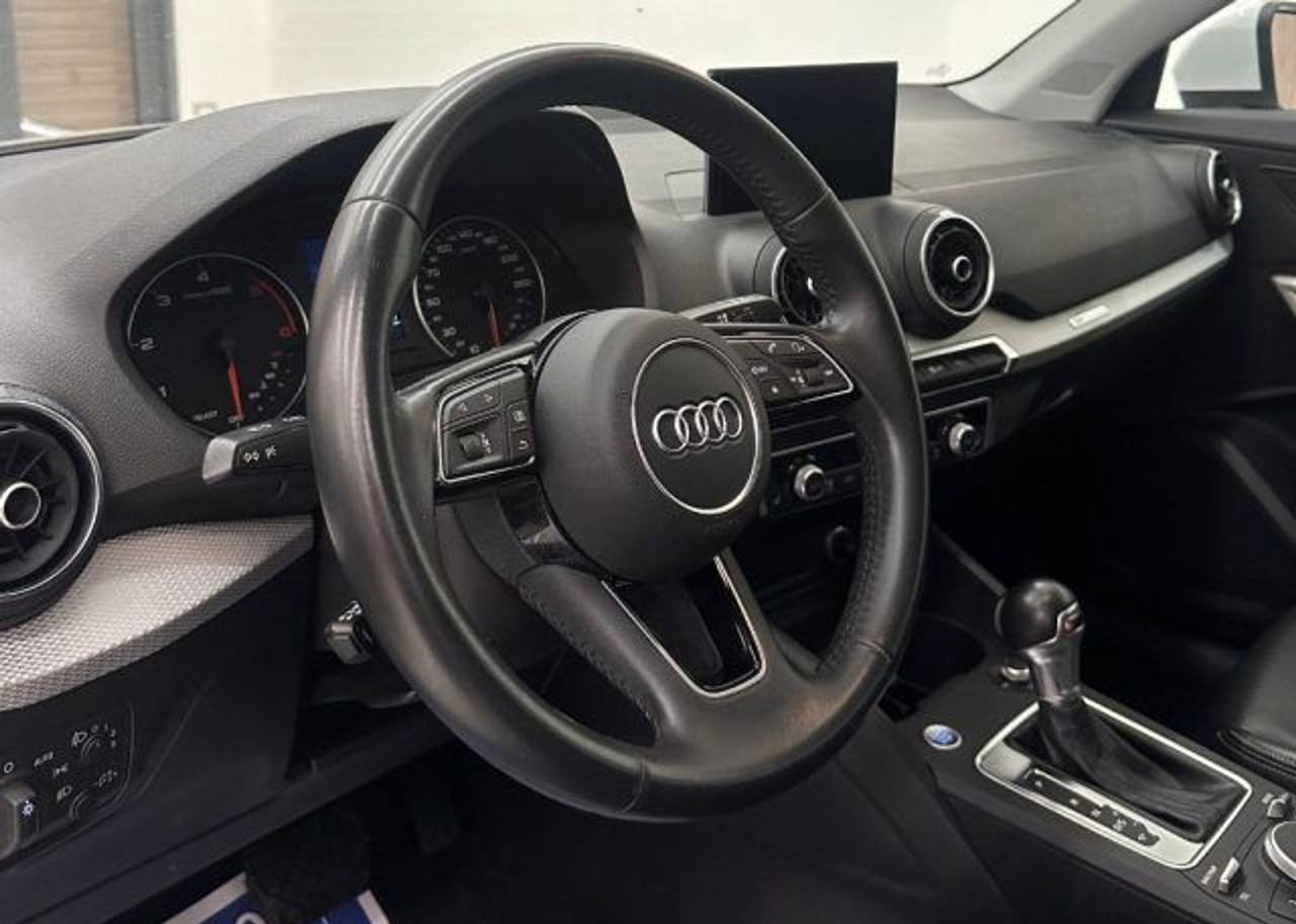 Audi Q2 35 TDI S tronic Business
