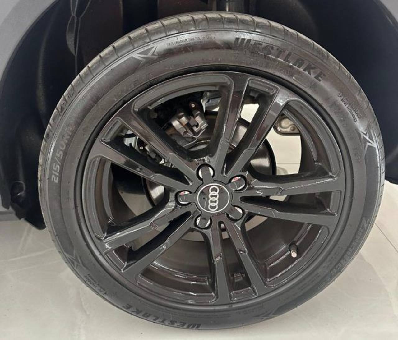 Audi Q2 35 TDI S tronic Business