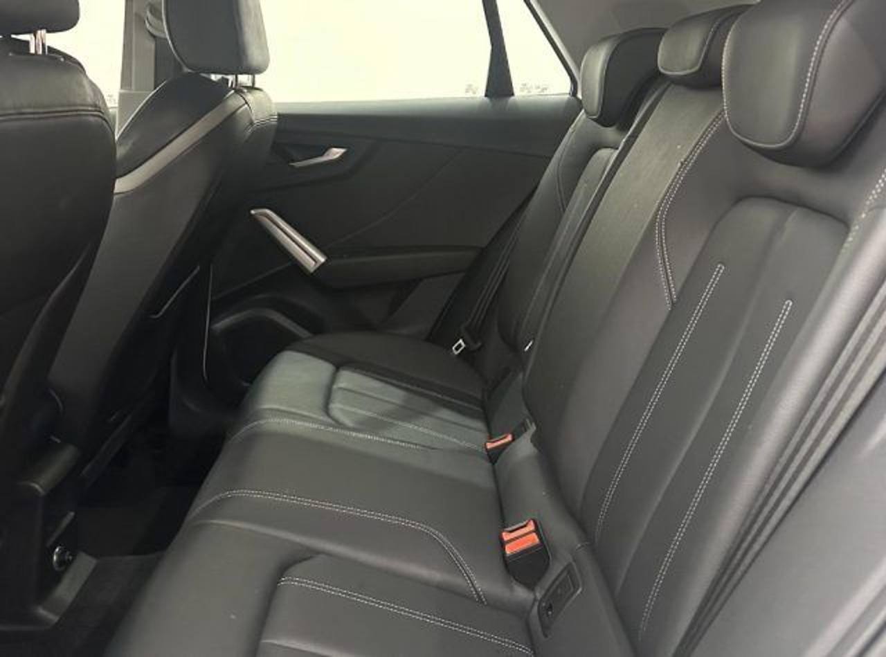Audi Q2 35 TDI S tronic Business