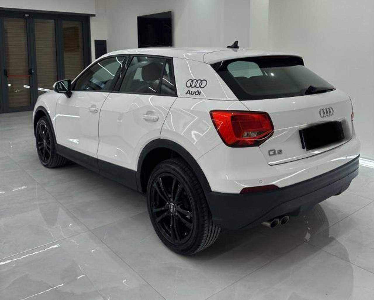 Audi Q2 35 TDI S tronic Business