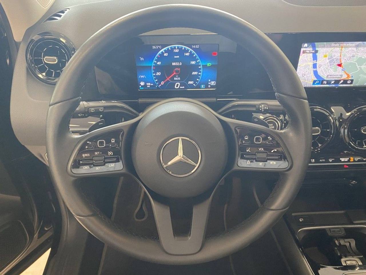 Mercedes-Benz GLA 180