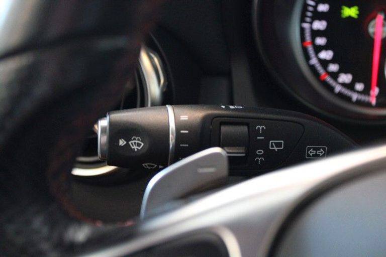 Mercedes-Benz GLA 220 d