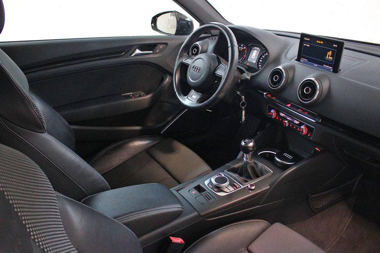 Audi A3 1.4 TFSI S-line