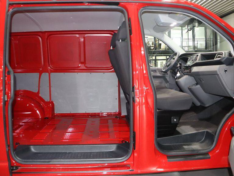 Volkswagen T6 Transporter T6 2.0 TDI