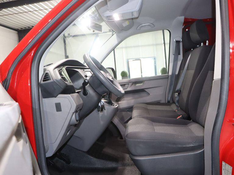 Volkswagen T6 Transporter T6 2.0 TDI
