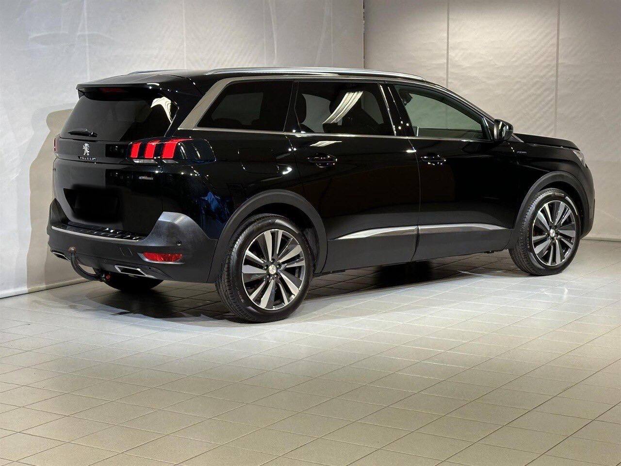 Peugeot 5008 1.2 PURE TECH ACTIVE/GT-LINE