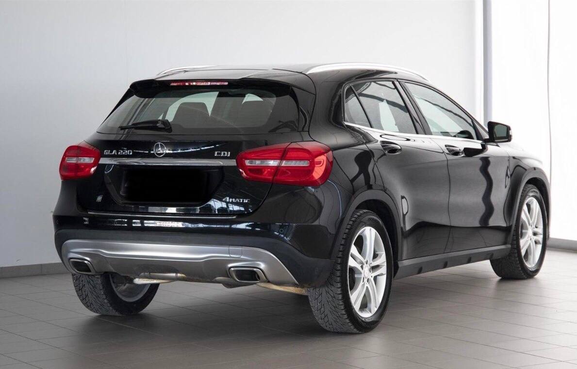 Mercedes-Benz GLA 220 CDI 4MATIC